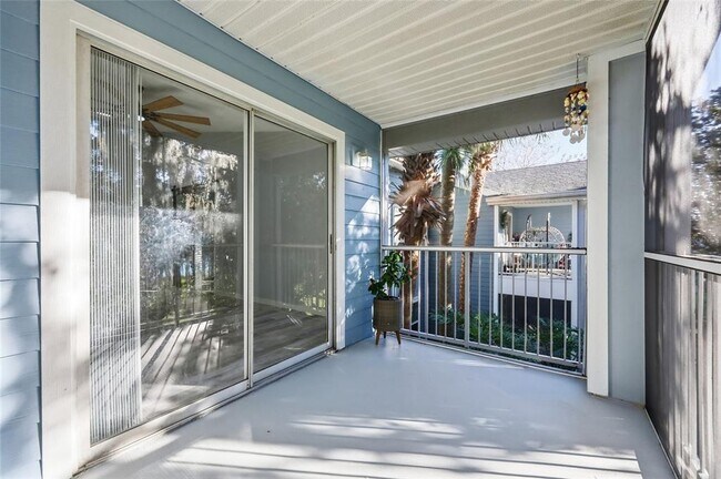 Building Photo - 2532 Grassy Point Dr