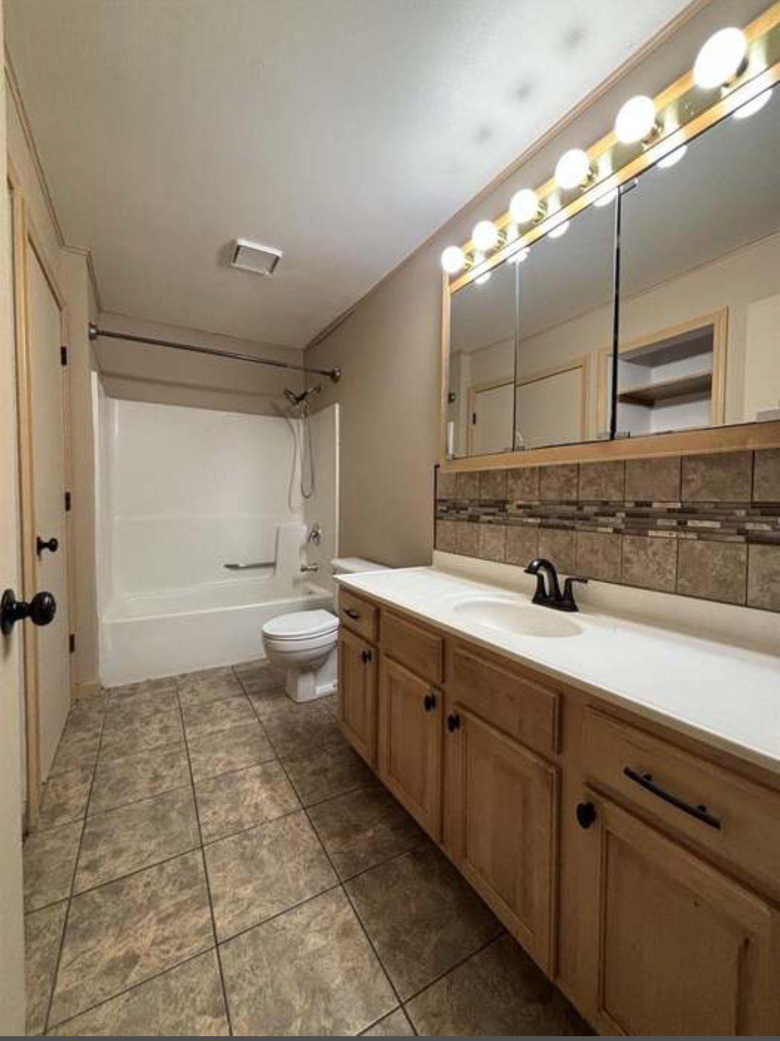 Building Photo - 1132 Morraine View Dr