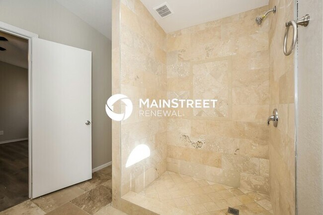 Building Photo - 3 Bedroom Pet-Friendly Home in NORTH LAS VEGAS, NV with Main Street Renewal