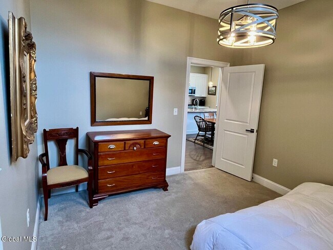 Building Photo - 77 Van Dam St