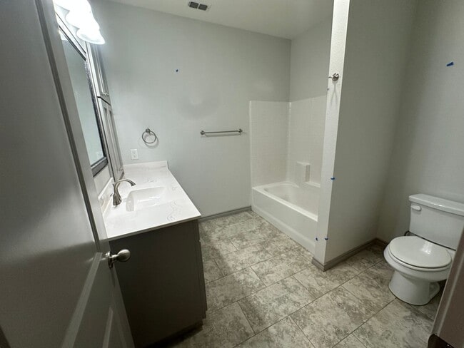 Building Photo - 13314 County Rd 285