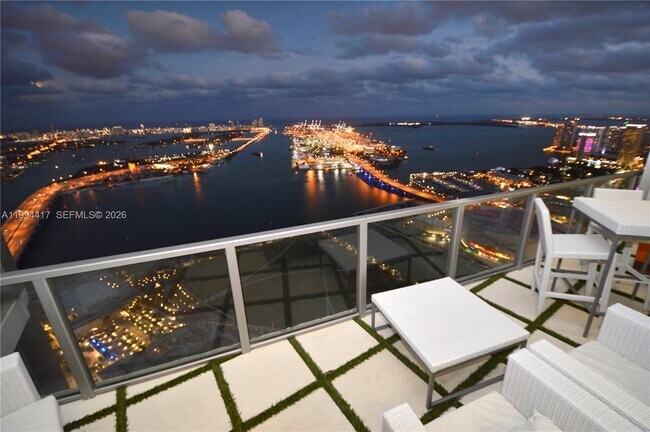 Building Photo - 1100 Biscayne Blvd