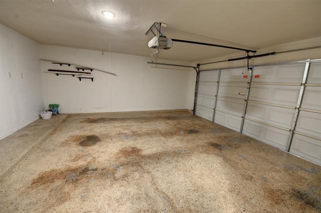 Building Photo - 5516 Timber Green Dr