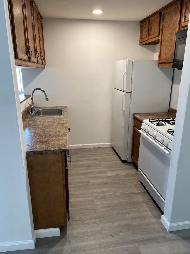 Building Photo - 19 Bennett Rd