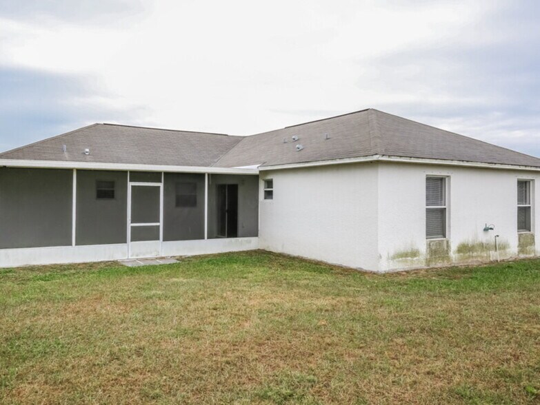 Building Photo - 3648 Wellington Pl