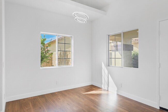 Building Photo - 81375 Paludosa Dr