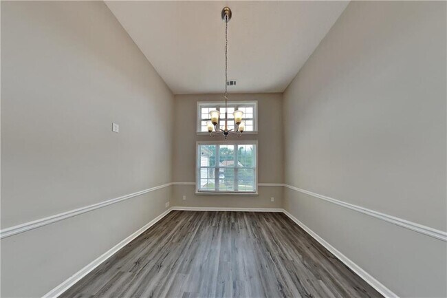 Building Photo - 3370 Glen Summit Ln