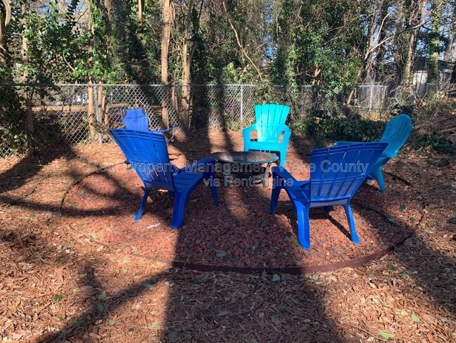 Building Photo - 806 Chamberlain St