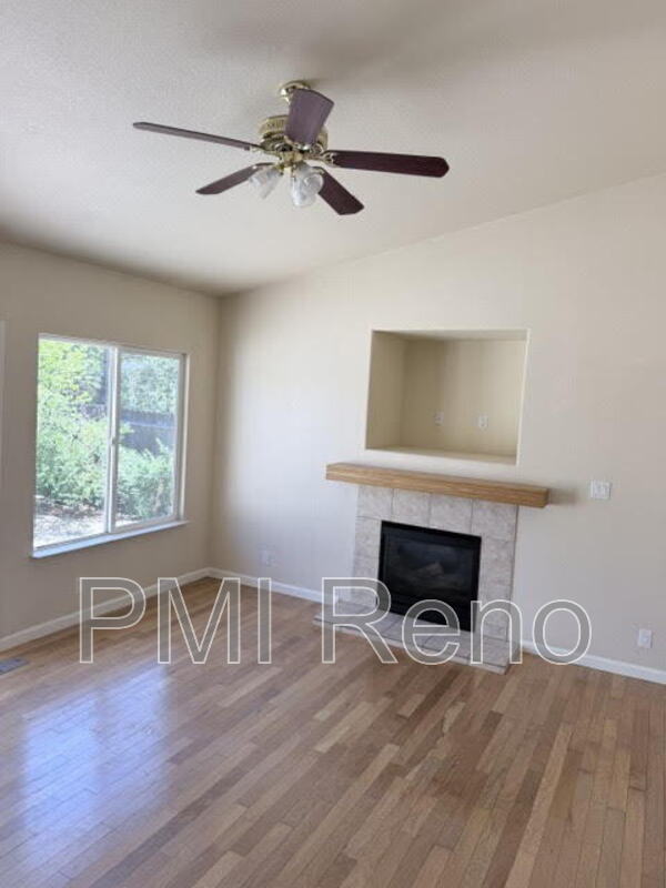 Building Photo - 4796 Pradera St