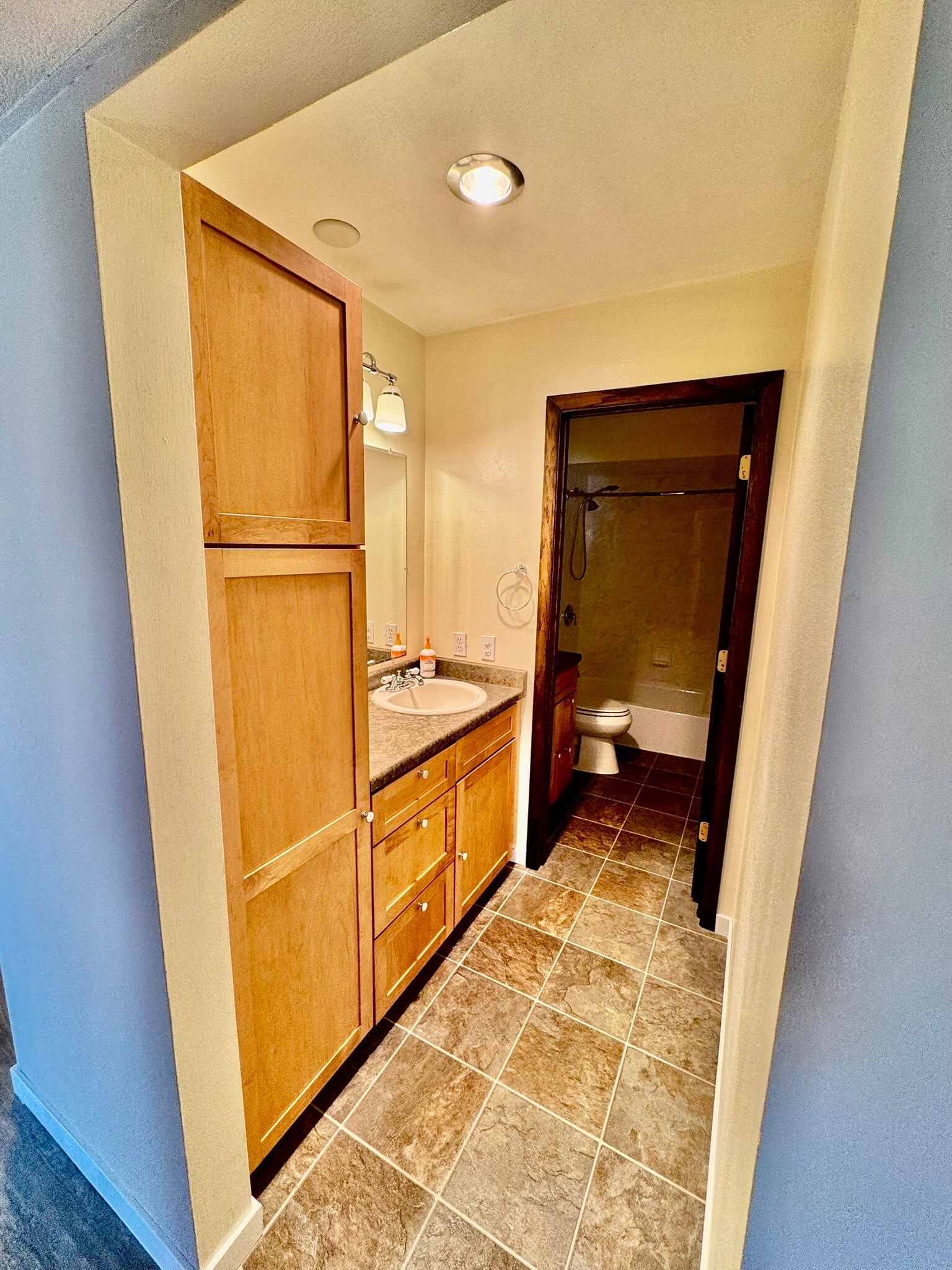 Building Photo - W169N11404 Biscayne Dr