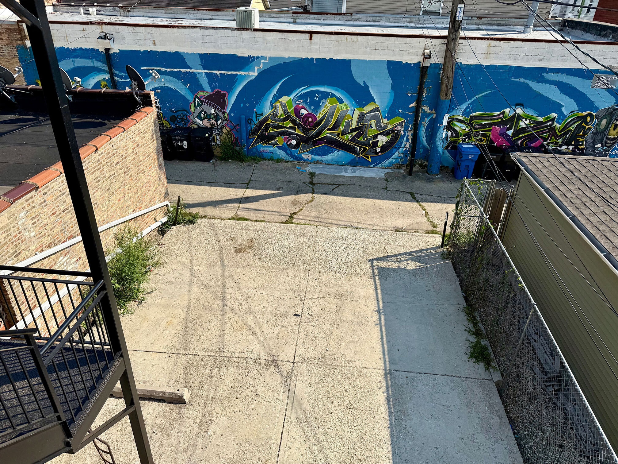 Building Photo - 1013 W 19th St