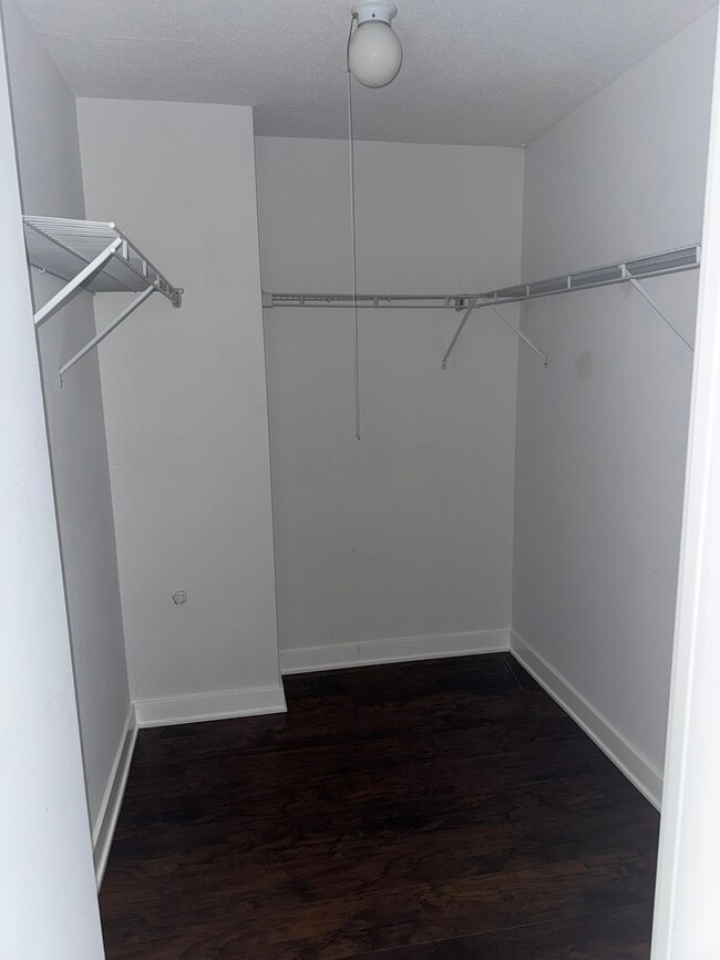 Building Photo - 2728 N Hampden Ct