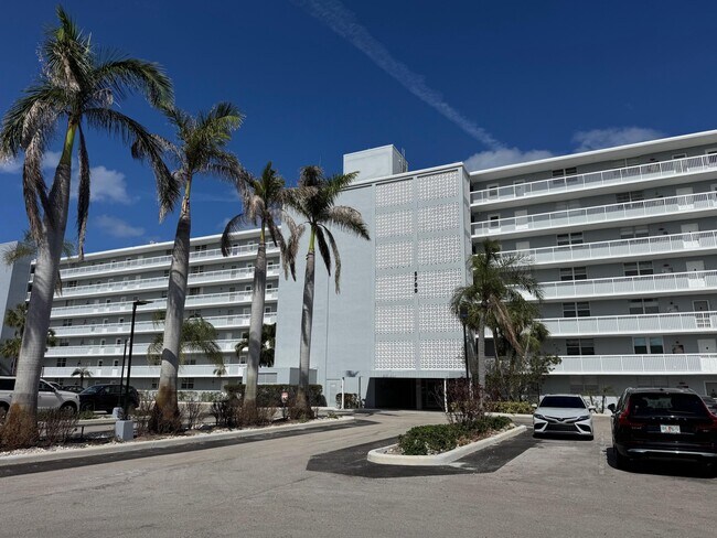 Primary Photo - 5700 NW 2nd Ave
