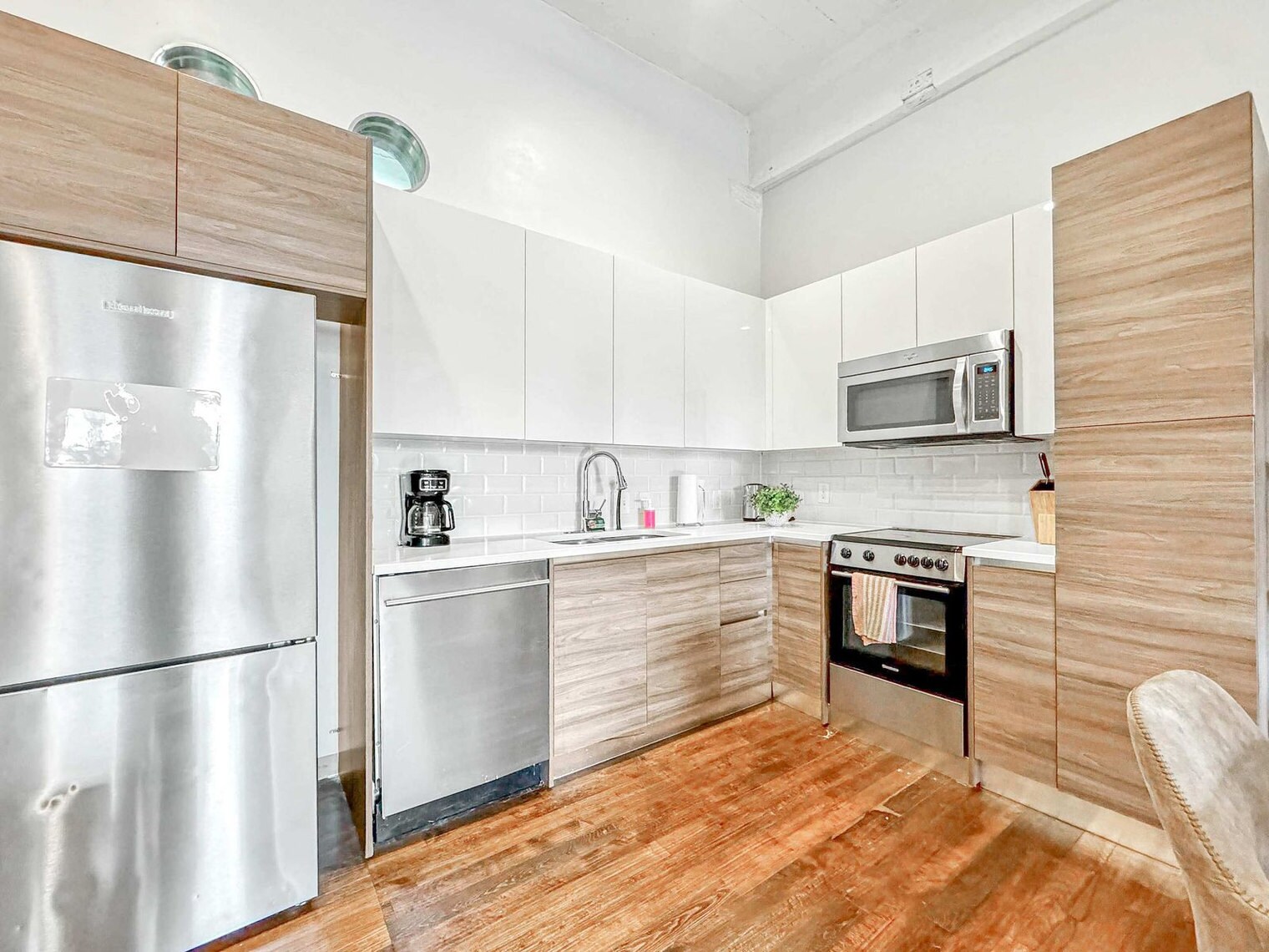 Building Photo - 408s S Ervay St