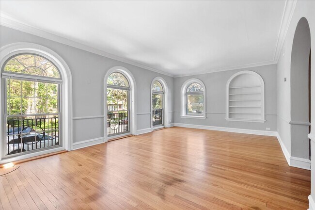Building Photo - 1414 Dobson St
