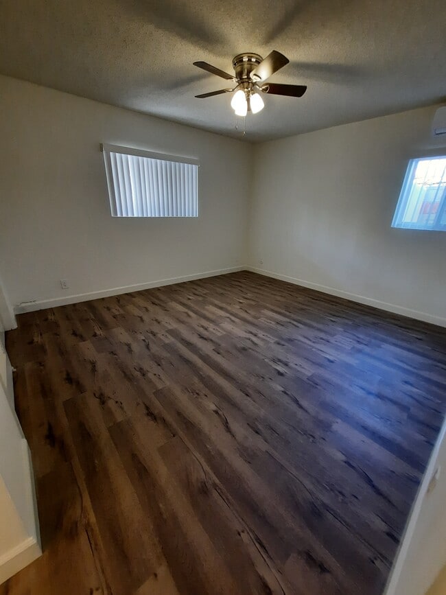 Building Photo - 9135 Arcadia Ave