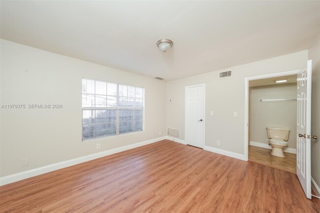 Building Photo - 5227 Adams Rd