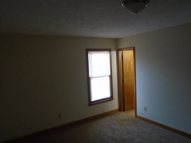 Building Photo - Timberlake