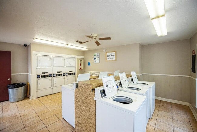 Building Photo - 1773 Wells Branch Pkwy