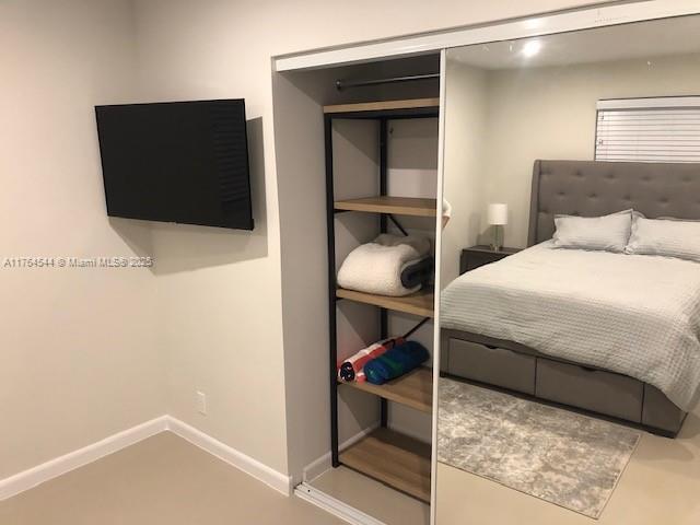 Building Photo - 2 bedroom in Hollywood FL 33020