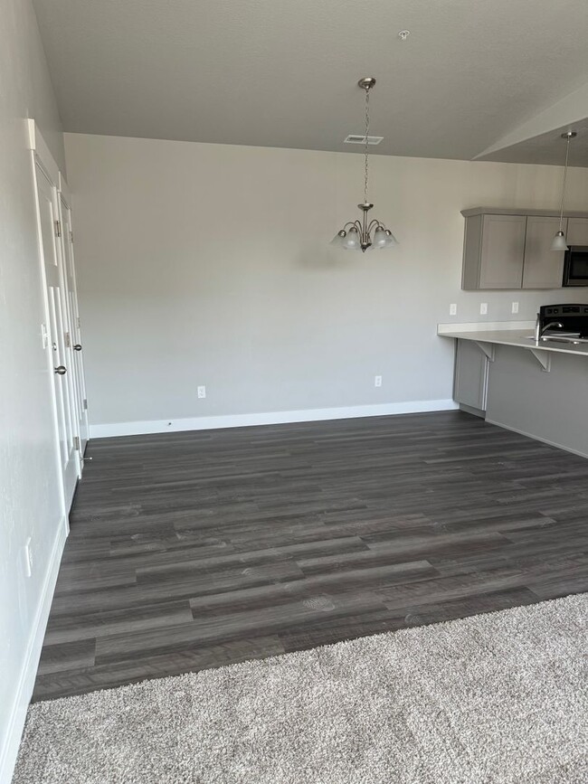 Building Photo - Brand New Condo in the Lehi Exchange Commu...