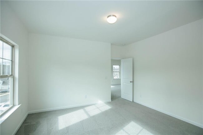 Building Photo - 124 Finley Dr