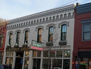Building Photo - 68 W Market St