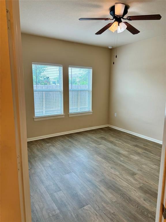Building Photo - 3301 Stirrat St