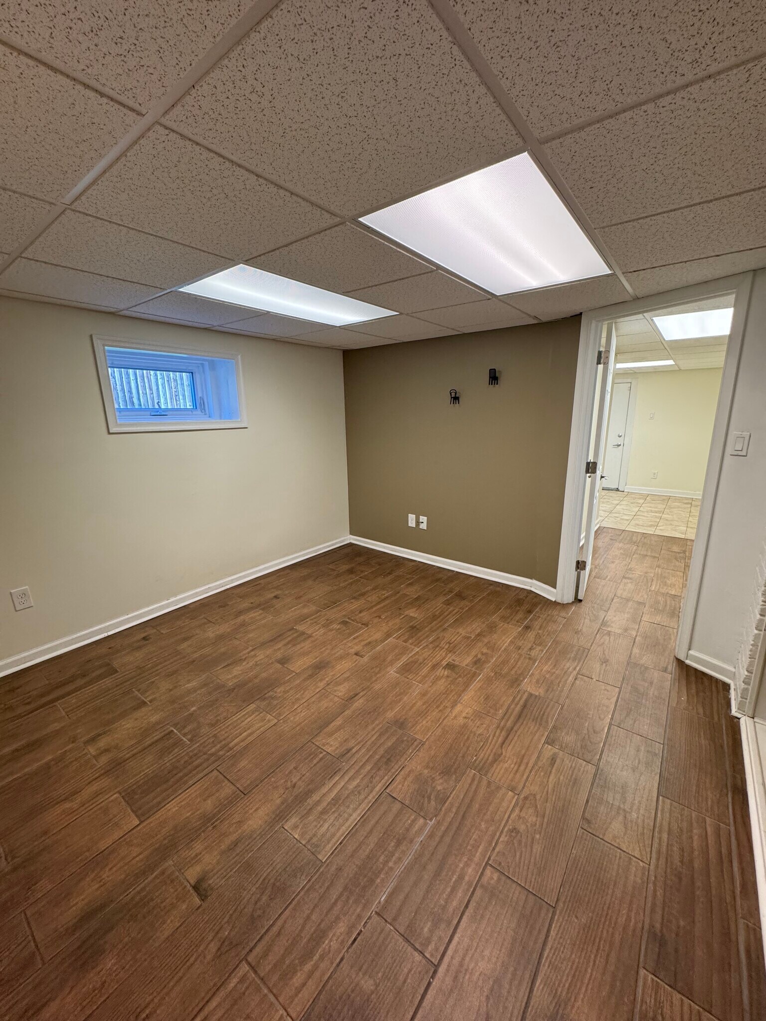 Building Photo - 1239 Disston St Unit 2