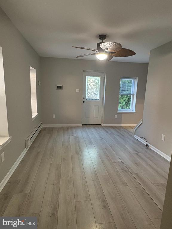 Primary Photo - 419 Walnut St