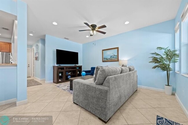 Building Photo - 580 Pacific Grove Dr