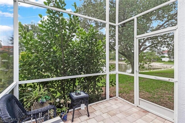 Building Photo - 1106 Jardin Dr