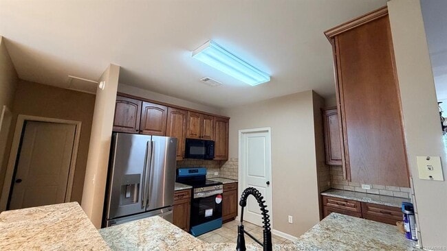 Building Photo - 9013 Black Cherry Trl