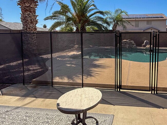 Building Photo - 3103 W Zachary Dr