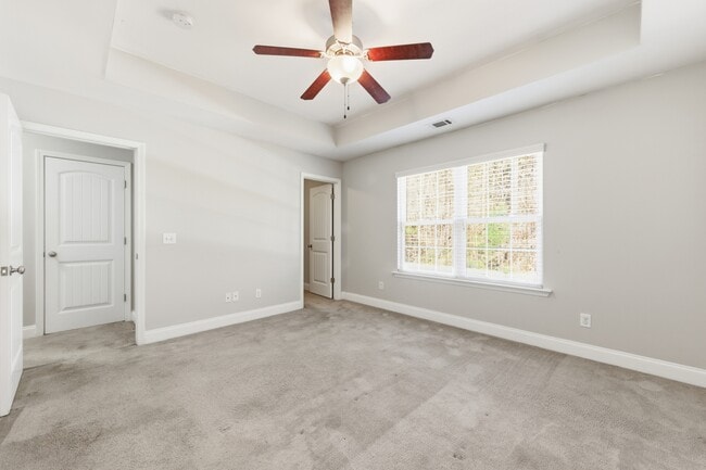 Building Photo - 240 Canyon Oak Loop