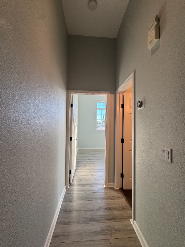 Building Photo - 743 Bonita Pl