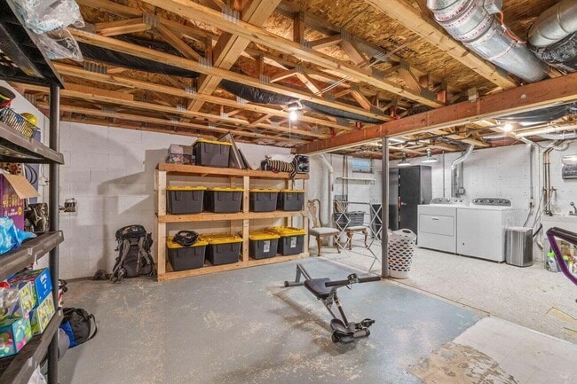 Building Photo - 1138 Devlin Ct