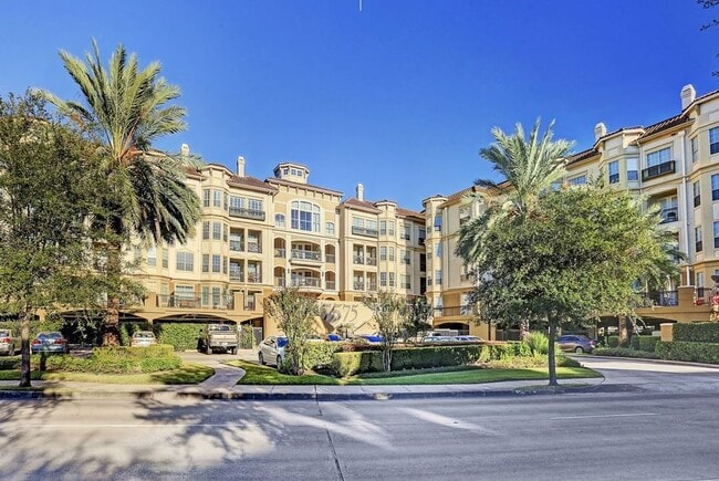 Building Photo - 7575 Kirby Dr