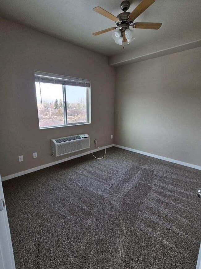 Building Photo - 1550 Aryn Ln