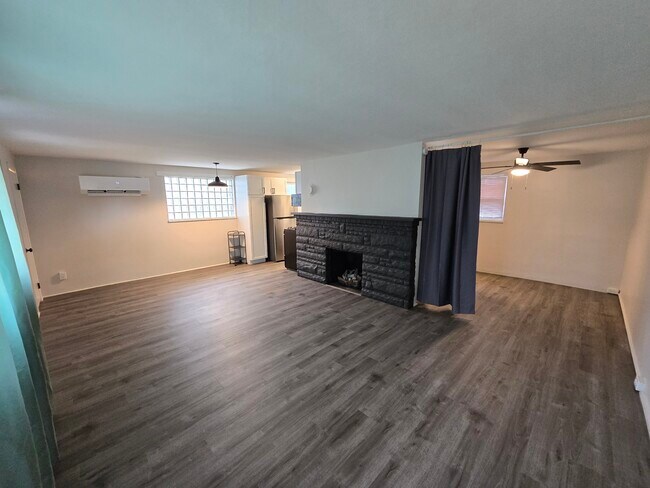 Building Photo - 508 S Main St