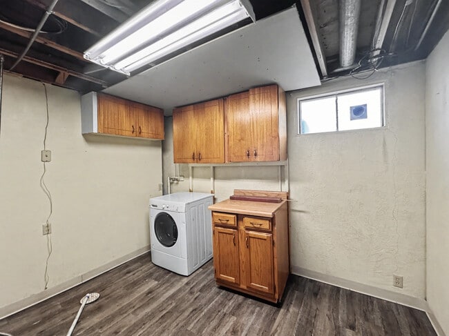 Building Photo - 2235 Clarkson Dr