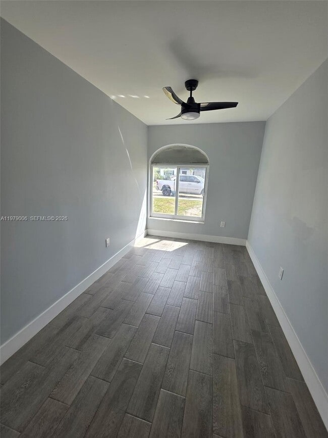 Building Photo - 9321 SW 26th St