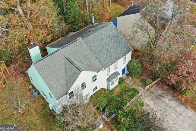 Building Photo - 1015 Plantation Way