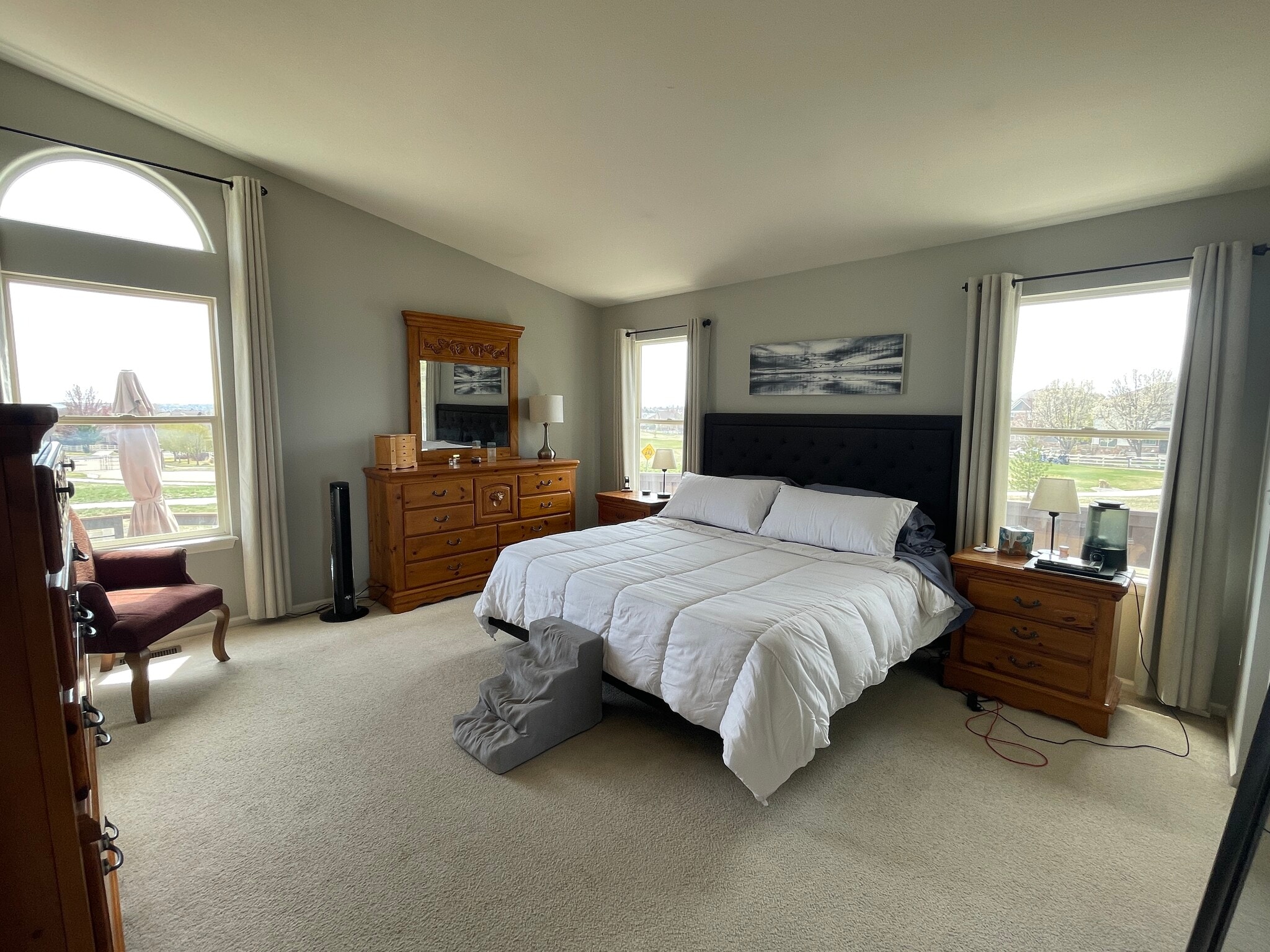 Large Primary Bedroom - 4590 Elizabeth Ln