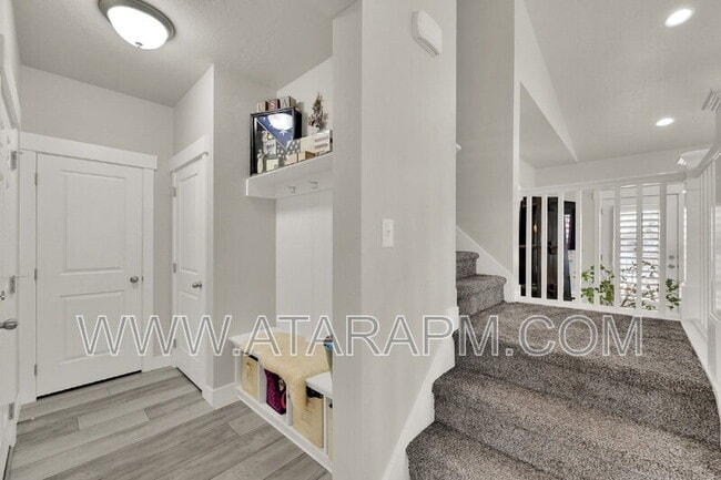 Building Photo - 4966 N Marble Fox Way
