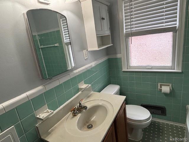 Building Photo - 4241 Duplex Ave