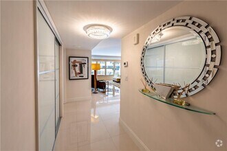 Building Photo - 3750 Galt Ocean Dr