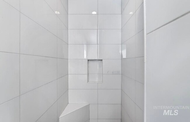 Building Photo - 4179 W Bolton Dr