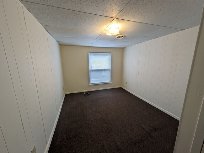 Building Photo - 1023-1025 Cascade St