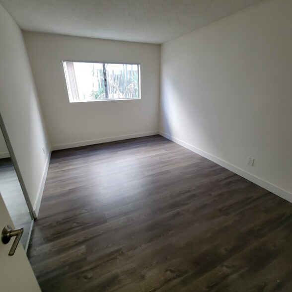 Building Photo - 4124 N Eagle Rock Blvd